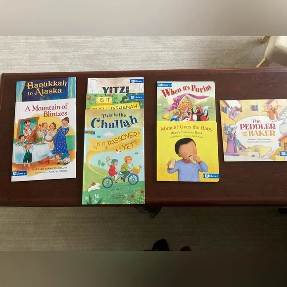 Lot of 9 Children’s books from PJ Library Jewish Publisher - Picture 1 of 4